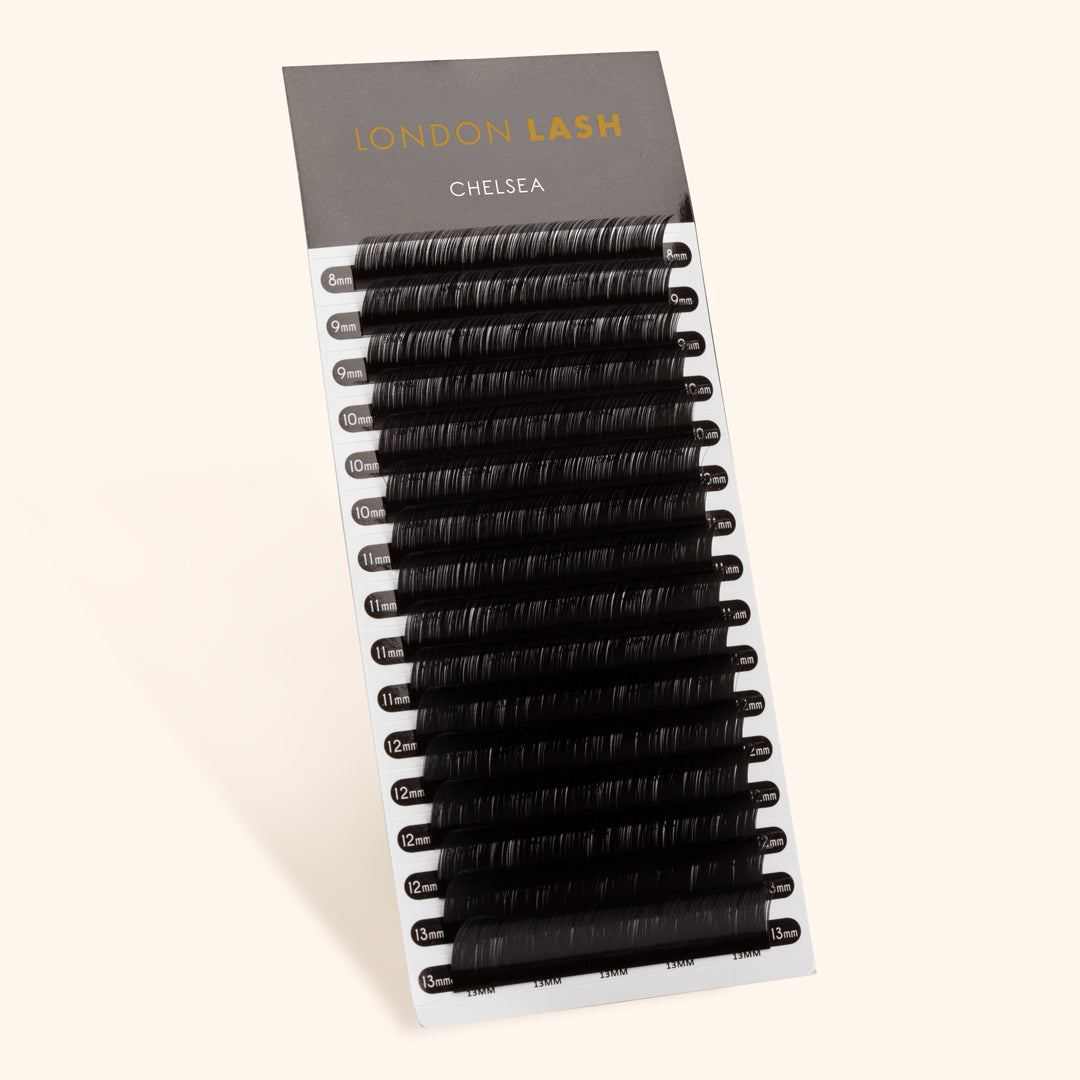 Chelsea Lashes - volume lash extensions, volume lashes, the best volume lashes, the best russian lashes, eyelash extensions, the best lash extensions, the best eyelash extensions, hybrid lashes, russian lashes,  eyelash extensions, classic lashes