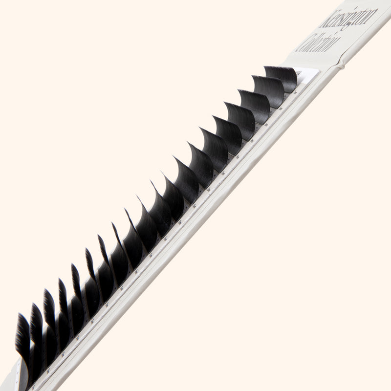 Kensington lashes, volume lash extensions on lash tray, best volume lashes, best eyelash extensions for volume, best Russian volume lashes, best eyelash extensions for volume 0.085