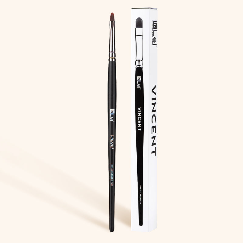 InLei® cat tongue eyebrow and lash brush