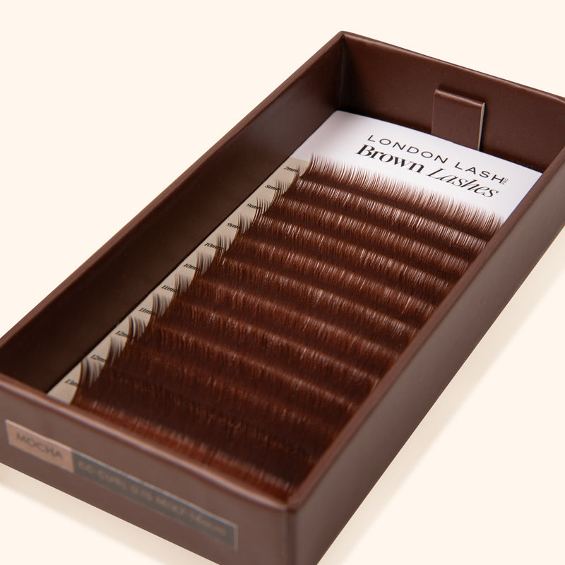 lash tray with mixed length brown eyelash extensions for professionals