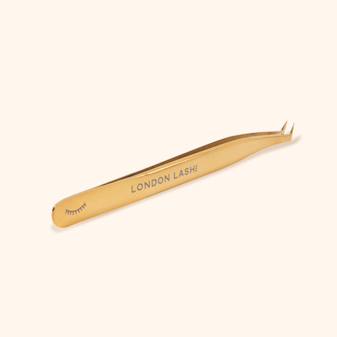gold coloour volume tweezers with thin tip for perfect fanning